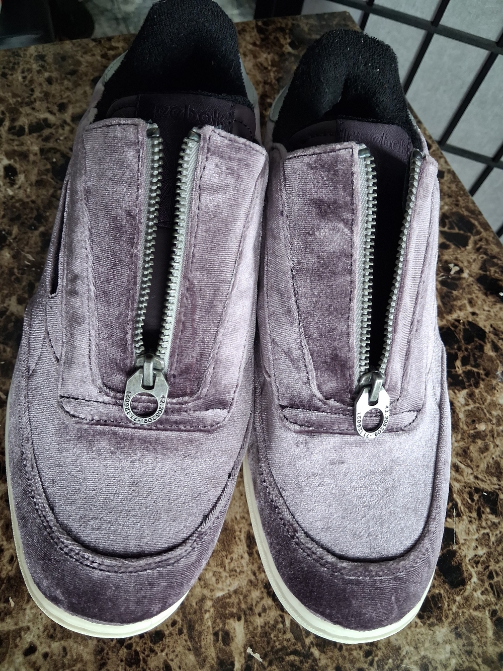 Rare Club C Reebok Women's Size 10 Fuzzy Purple Velvet Zip-Front Slip-On Sneaker